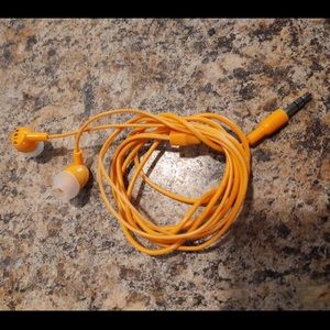 Victoria’s Secret earbuds